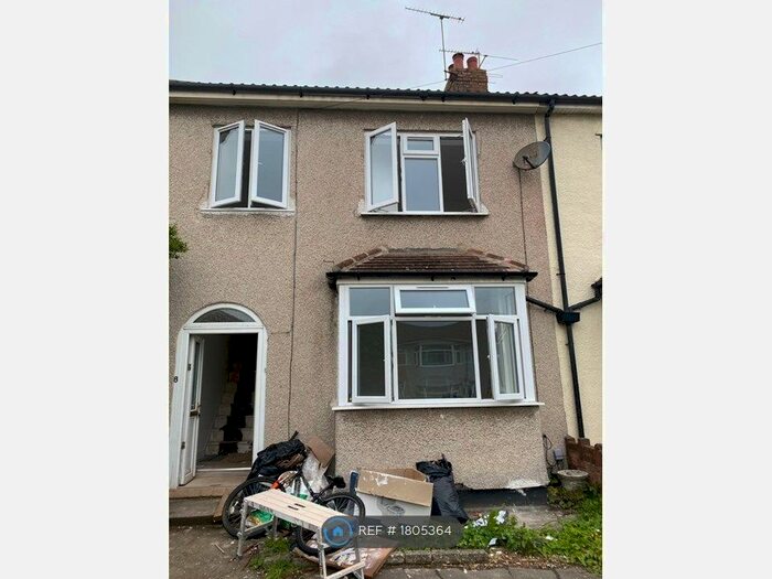 4 Bedroom Terraced House To Rent In Stanley Crescent, Bristol, BS34