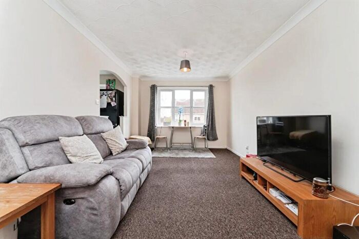 1 Bedroom Property To Rent In Camargue Drive, March, PE15