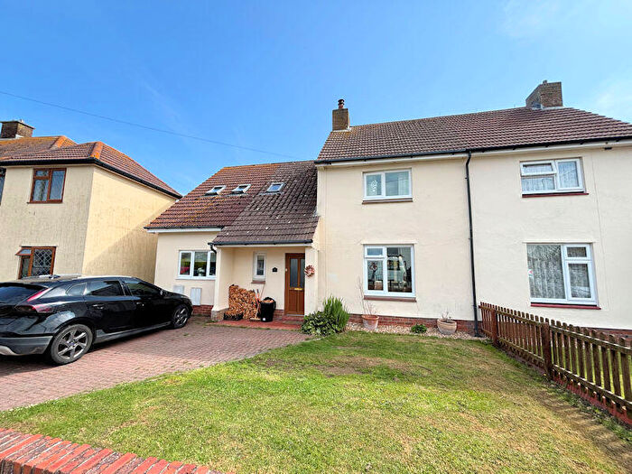 3 Bedroom Semi-Detached House For Sale In Sandilands Road, Tywyn, Gwynedd, LL36