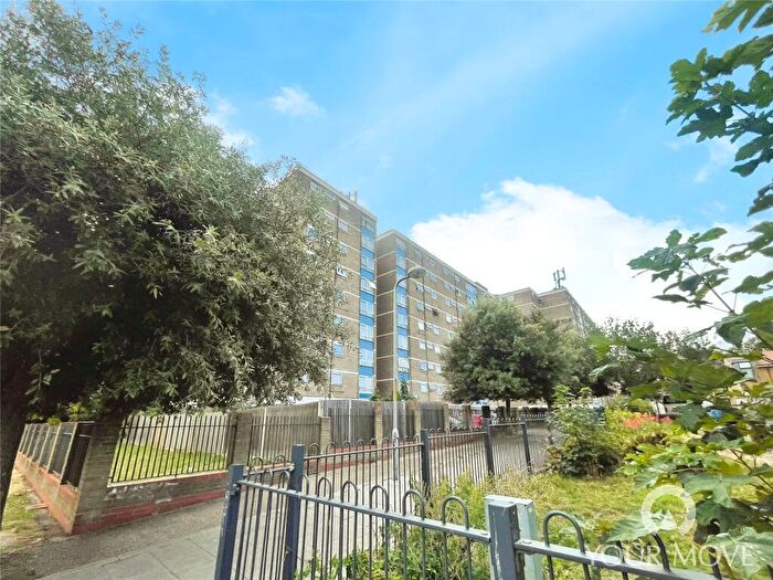 1 Bedroom Flat To Rent In Clarence Row, Gravesend, Kent, DA12