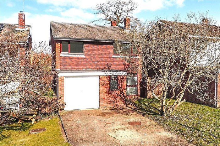 4 Bedroom Detached House For Sale In Greenfields, Nyewood, Petersfield, West Sussex, GU31