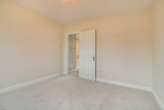 2 Bedroom Flat To Rent In Third Avenue, Wembley, HA9