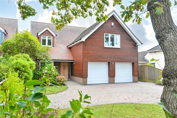 4 Bedroom Detached House For Sale In Manor Road, Milford On Sea, Lymington, Hampshire, SO41