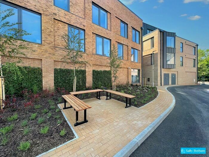 1 Bedroom Apartment To Rent In Causeway Lane, Matlock, DE4
