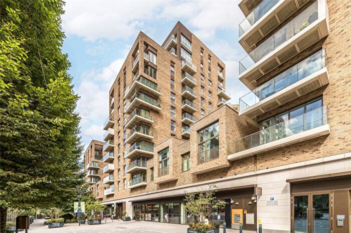 2 Bedroom Flat To Rent In Pegler Square, London, SE3