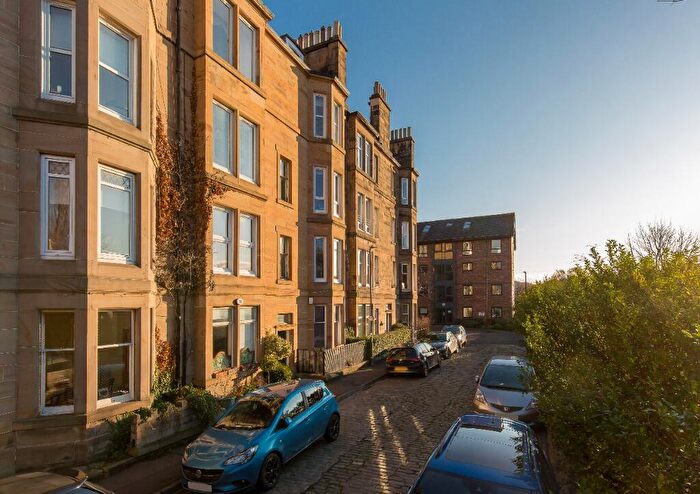 1 Bedroom Flat To Rent In Hermand Terrace, Slateford, Edinburgh, EH11
