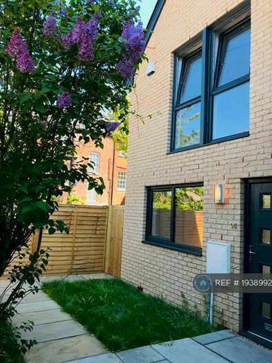 2 Bedroom End Of Terrace House To Rent In Pell Street, Reading, RG1