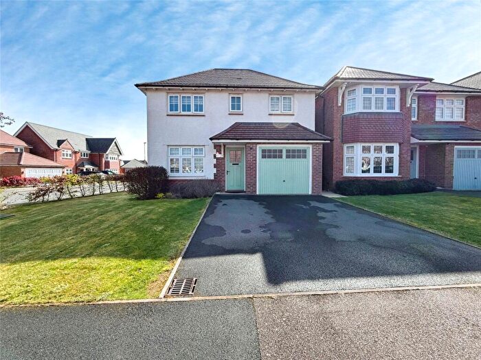 4 Bedroom Detached House For Sale In Barrowby Close, Hamilton, Leicester, LE5