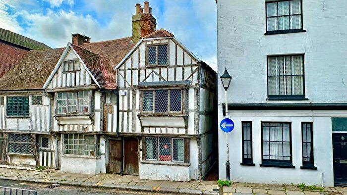 3 Bedroom Semi-detached House For Sale In All Saints Street, Hastings, TN34
