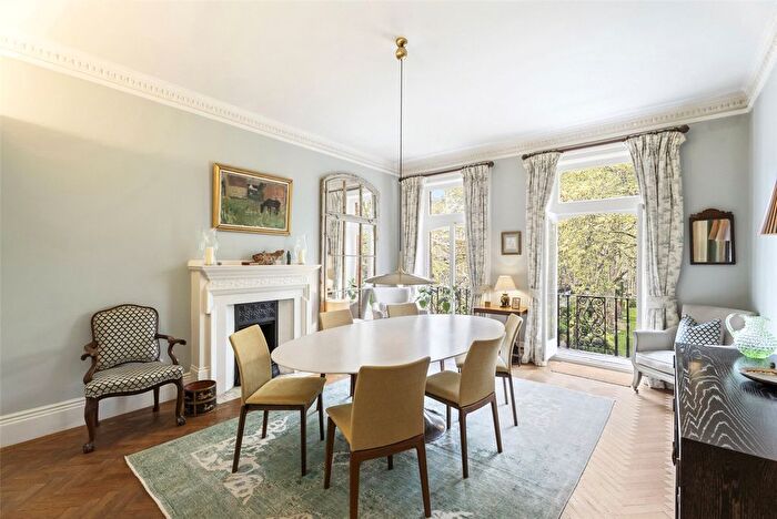 3 Bedroom Flat To Rent In Bramham Gardens, London, SW5