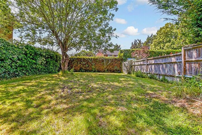 5 Bedroom Detached House For Sale In Southgate Road, Tenterden, Kent, TN30