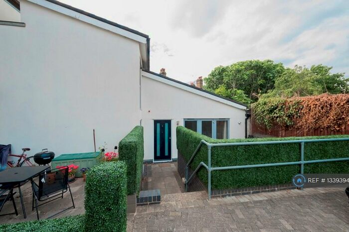 2 Bedroom Terraced House To Rent In Kezia Mews, London, SE8