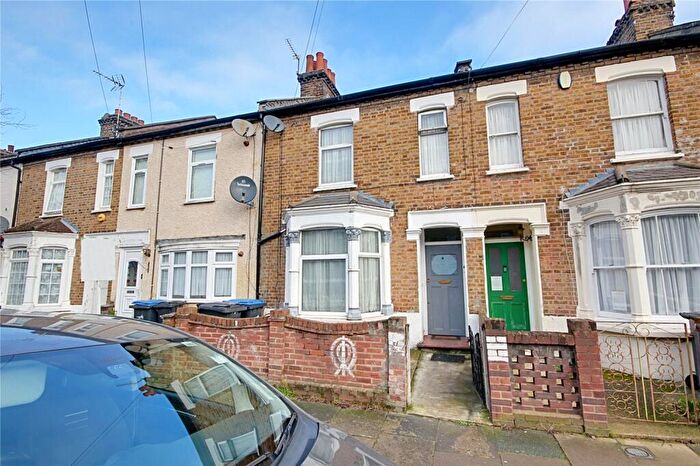 3 Bedroom Terraced House For Sale In Denny Road, London, N9