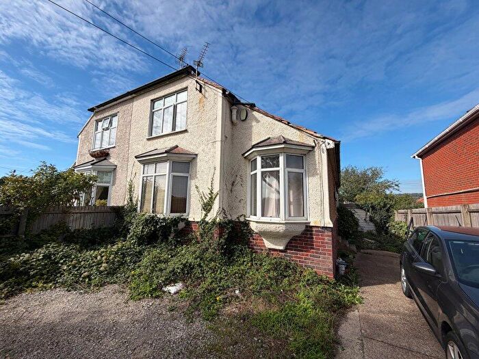 3 Bedroom Semi-Detached House For Sale In Palmarsh Crescent, Hythe, CT21