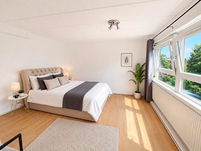 Studio For Sale In Drake House, Sir Francis Way, Brentwood, CM14