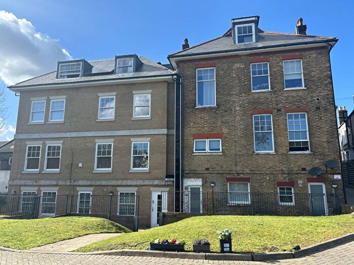 1 Bedroom Maisonette To Rent In Manor Road, London, SE25
