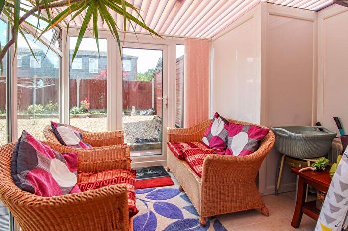 3 Bedroom Terraced House For Sale In Proctor Close, Kempston, MK42