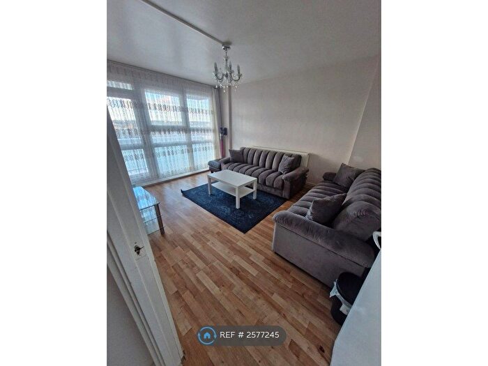 2 Bedroom Flat To Rent In De Beauvoir Estate, London, N1
