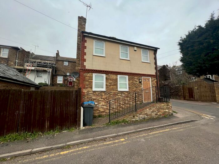 3 Bedroom Detached House To Rent In Union Street, Ramsgate, CT11