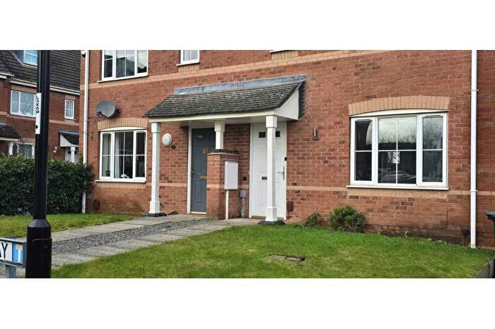 3 Bedroom Semi Detached House To Rent In Rodyard Way, Coventry, CV1