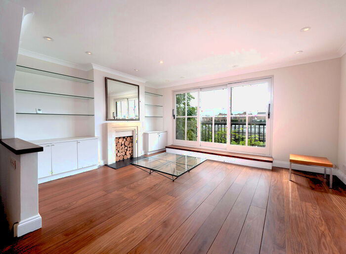5 Bedroom Town House To Rent In Blyths Wharf, Narrow Street, London, E14