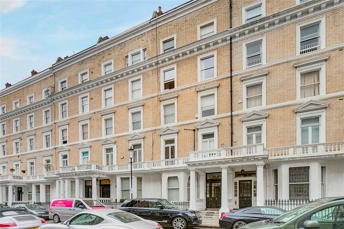 2 Bedroom Flat To Rent In Elvaston Place, London, SW7