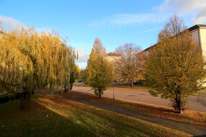 2 Bedroom Maisonette To Rent In Stratfield Road, Borehamwood, WD6