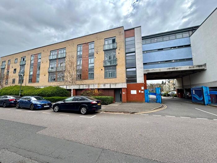 1 Bedroom Flat For Sale In Hart Street, Maidstone, ME16