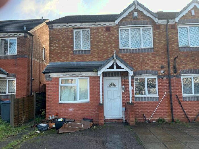 3 Bedroom Semi-Detached House To Rent In Tyburn Road, Erdington, Birmingham, B24