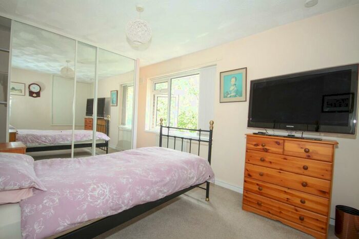 1 Bedroom Flat To Rent In Frognal Lane, Sittingbourne, ME9