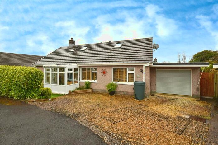4 Bedroom Bungalow For Sale In Summerland Park, Upper Killay, Swansea, SA2