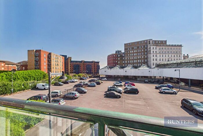 2 Bedroom Flat For Sale In Osborne House, Canute Road, Southampton, SO14