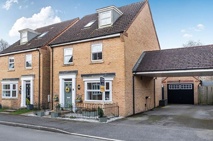 4 Bedroom Detached House For Sale In Lords Close, Wroughton, Swindon, SN4