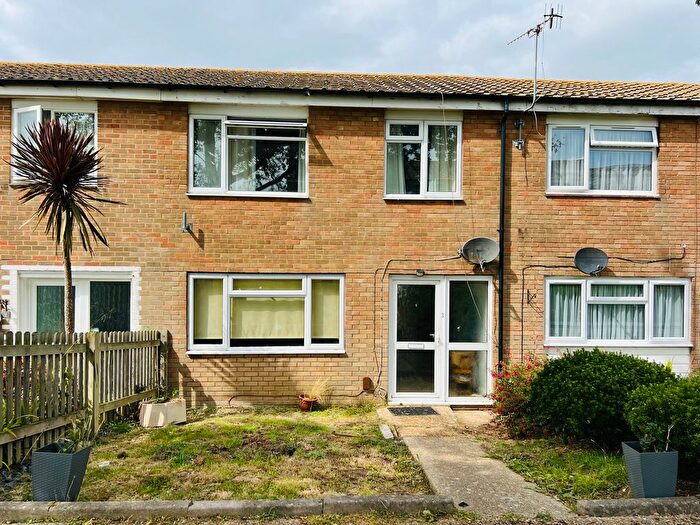 3 Bedroom Property To Rent In Hever Close, Eastbourne, BN23