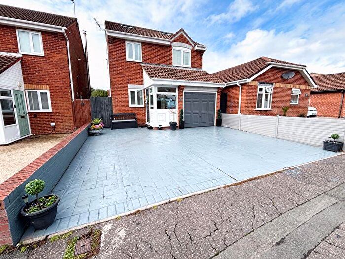 4 Bedroom Detached House For Sale In Beech Grove, Porthcawl, CF36