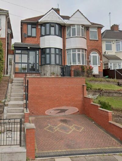 3 Bedroom Semi-Detached House To Rent In Dorrington Road, Great Barr, Birmingham, B42