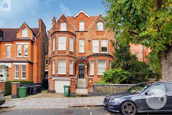 Flat To Rent In Parsifal Road, West Hampstead, NW6