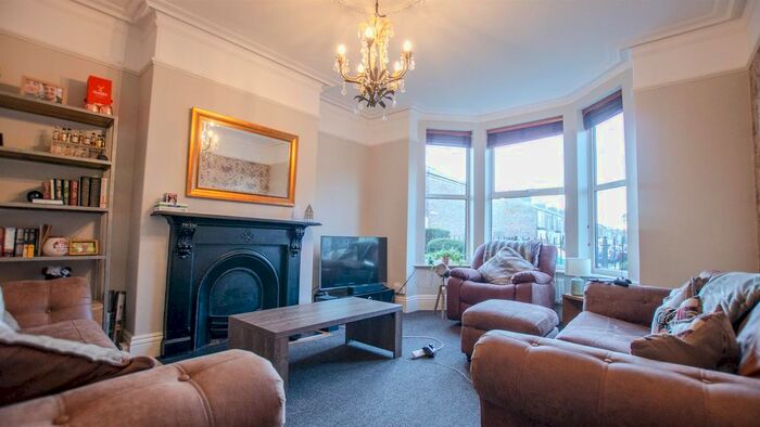 1 Bedroom Flat To Rent In Ground Floor Flat, Haxby Road, York, YO31