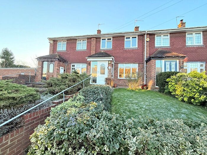 3 Bedroom Terraced House For Sale In Bowmans Road, Dartford, DA1