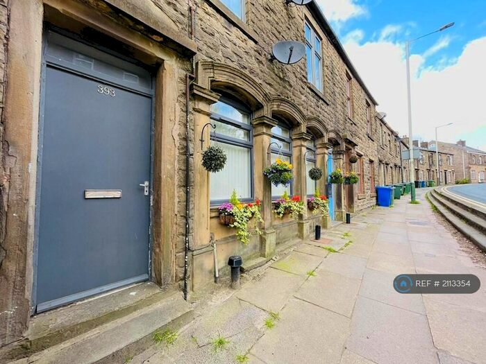 2 Bedroom Flat To Rent In Market Street, Whitworth, Rochdale, OL12