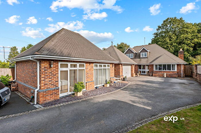 6 Bedroom Detached House For Sale In Regina Crescent, Ravenshead, NG15
