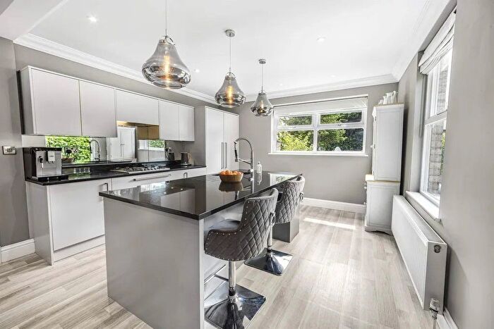 4 Bedroom Terraced House To Rent In Waterford Road, London, SW6