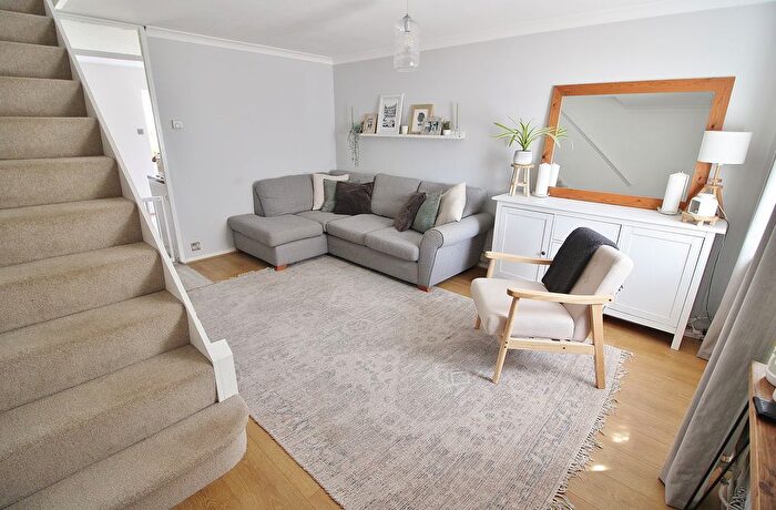 2 Bedroom End Of Terrace House For Sale In Gilbert Way, Waterlooville, PO7