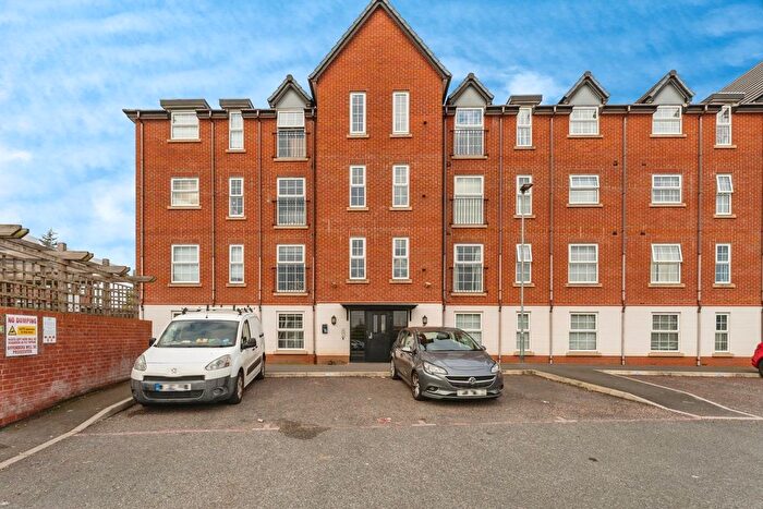 2 Bedroom Flat For Sale In Llys Nantgarw, Wrexham, LL13