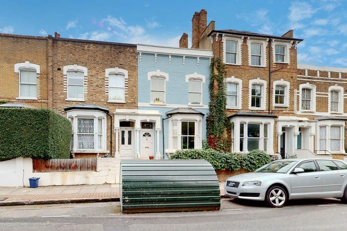 2 Bedroom Flat To Rent In Benthal Road, Stoke Newington, N16