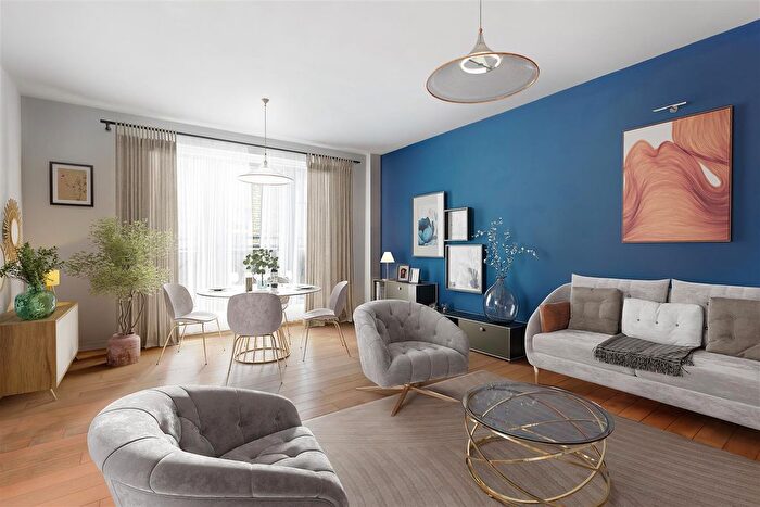 2 Bedroom Flat To Rent In Ludo Building, Earlsfield Road, London, SW18