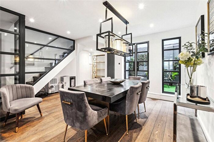 4 Bedroom House To Rent In Gunter Grove, London, SW10