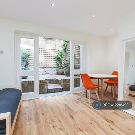 Studio To Rent In Well Street, London, E9