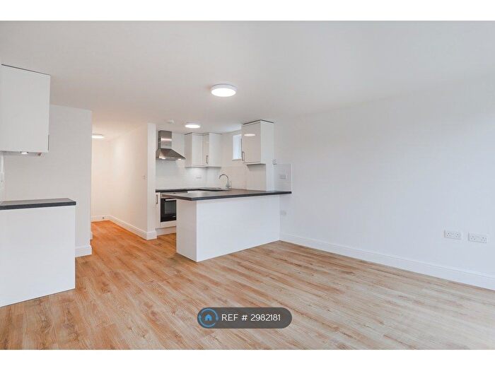 1 Bedroom Flat To Rent In Footscray Road, London, SE9