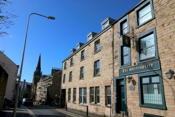 8 Bedroom Private Hall To Rent In St. Leonards Gate, Lancaster, LA1